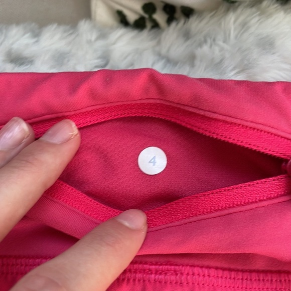 Pink size 4 lululemon speed up shorts - Picture 3 of 4